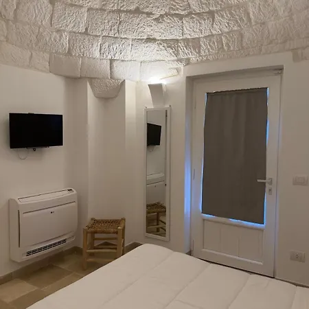 Trulli Dafani Ostuni