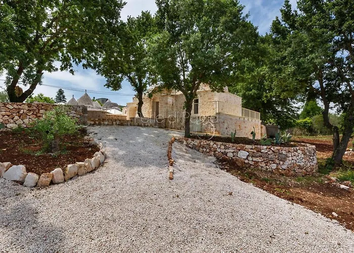 Trulli Dafani Hébergement de vacances *